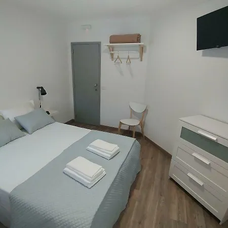 Baixinho 3*