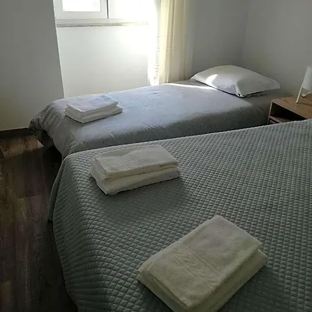 게스트하우스 Baixinho 3*