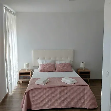 Baixinho 3*