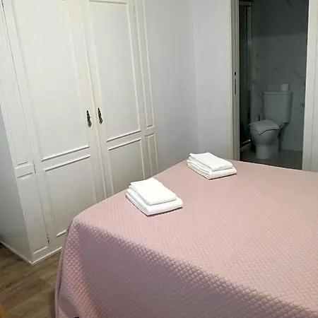 게스트하우스 Baixinho 3*
