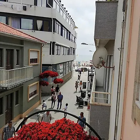 Baixinho 3*